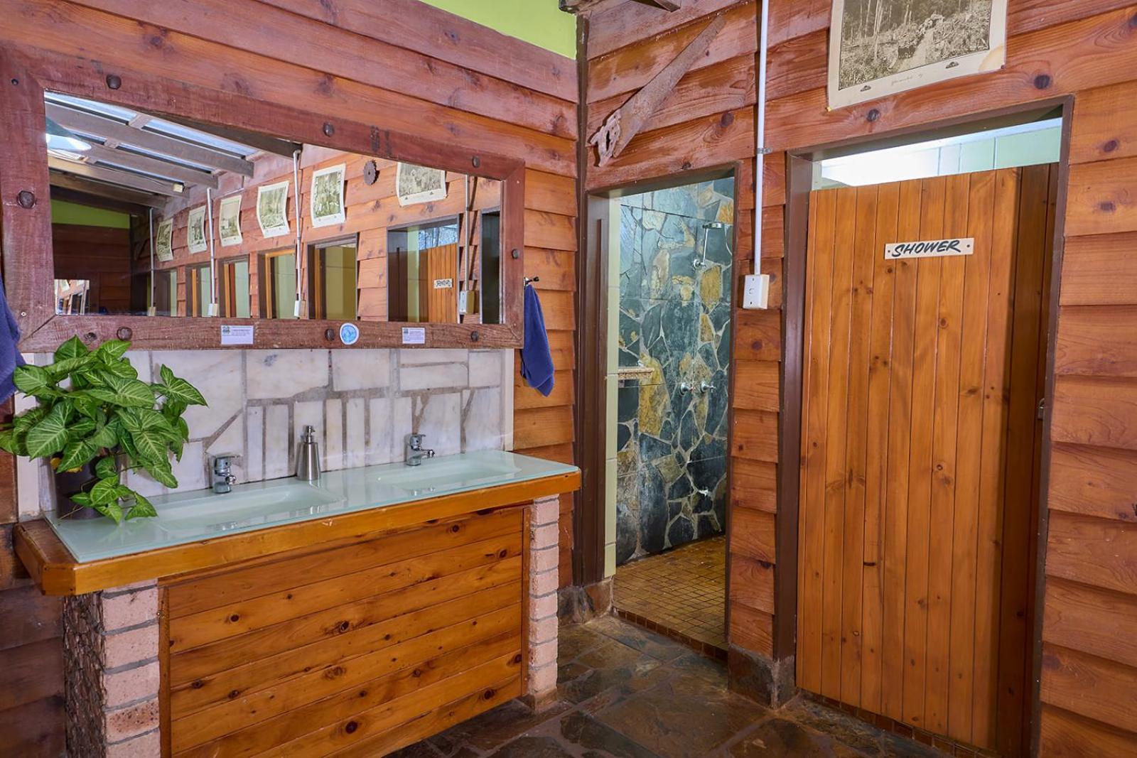 On The Wallaby Eco Lodge Yungaburra Εξωτερικό φωτογραφία
